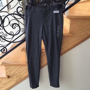 Simply Vera Verawang slim pant Sz m midrise NWT